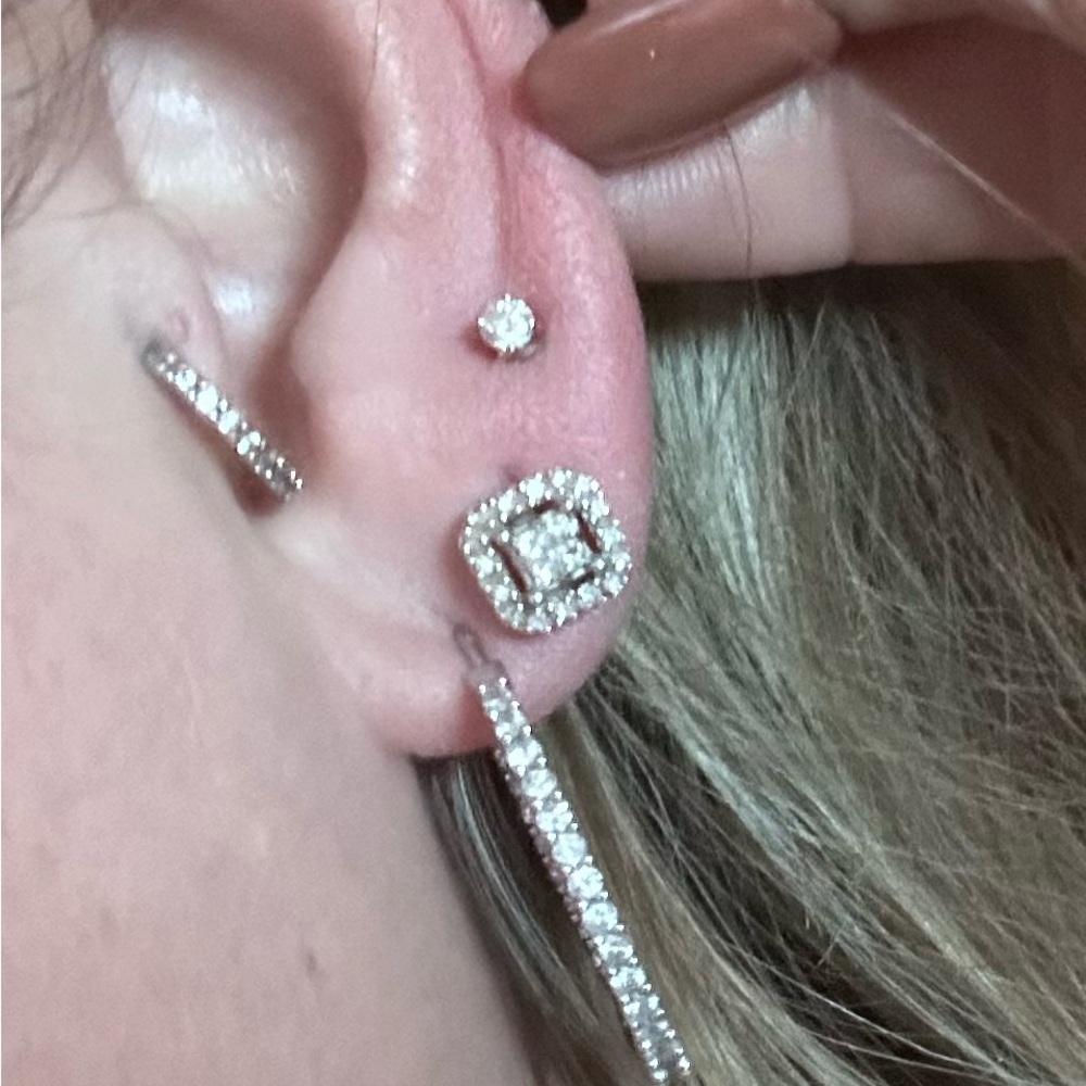 10k gold diamond earrings